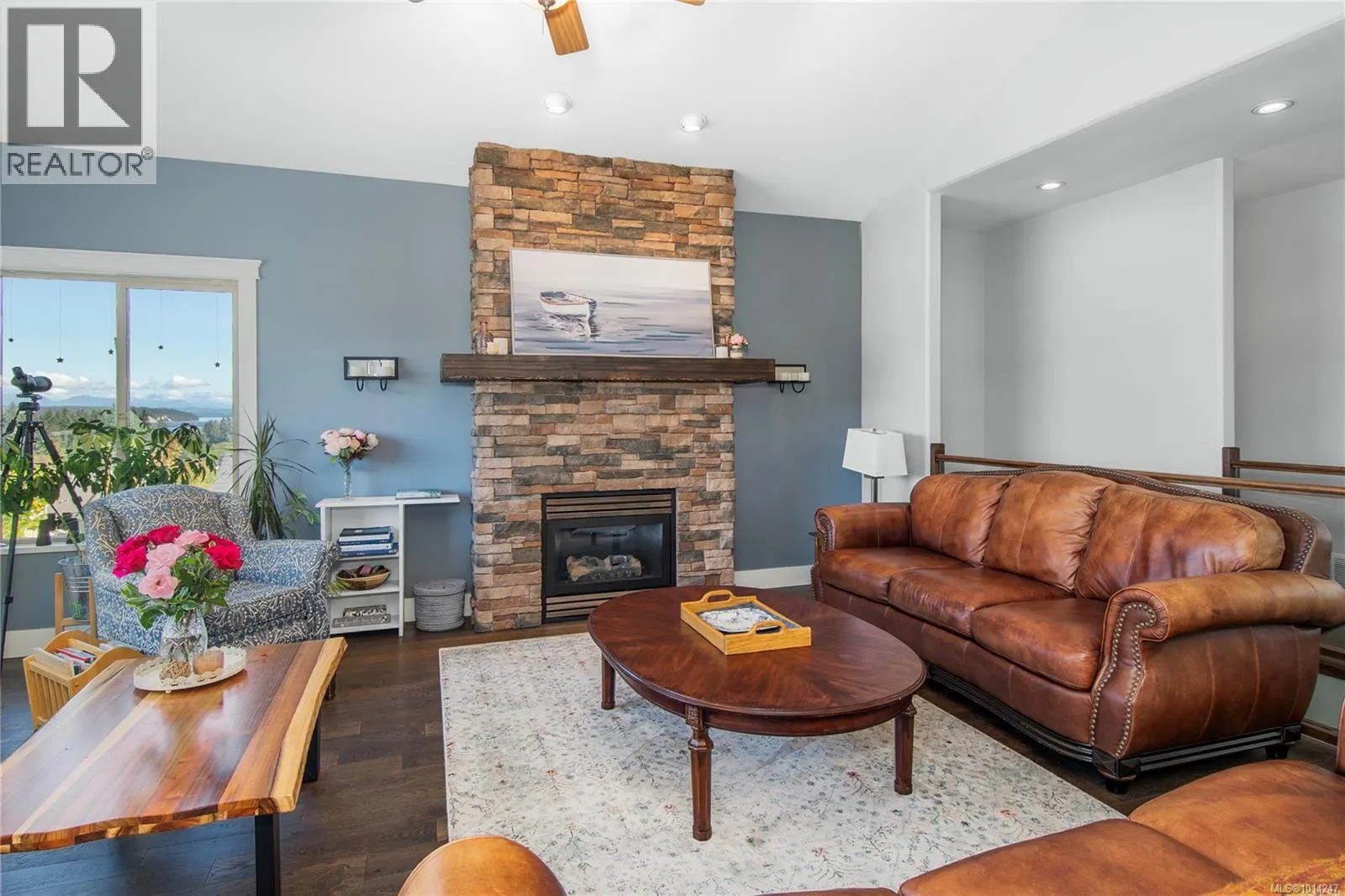2953 Pacific View Terr