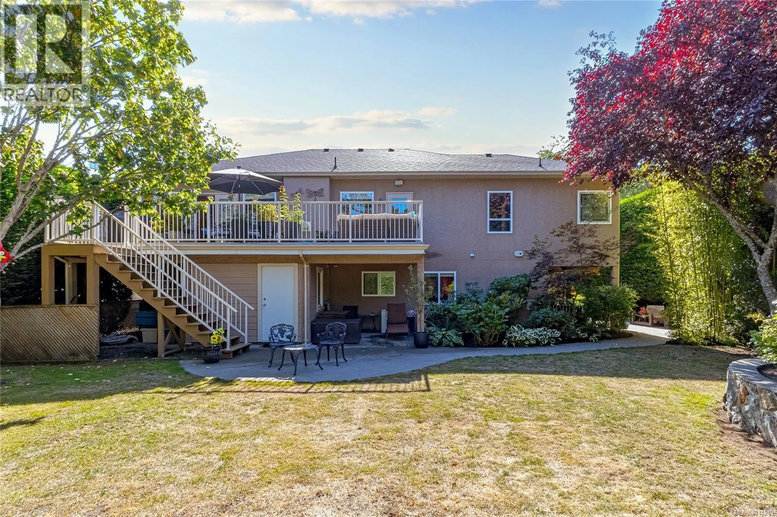 1204 Knockan Pl