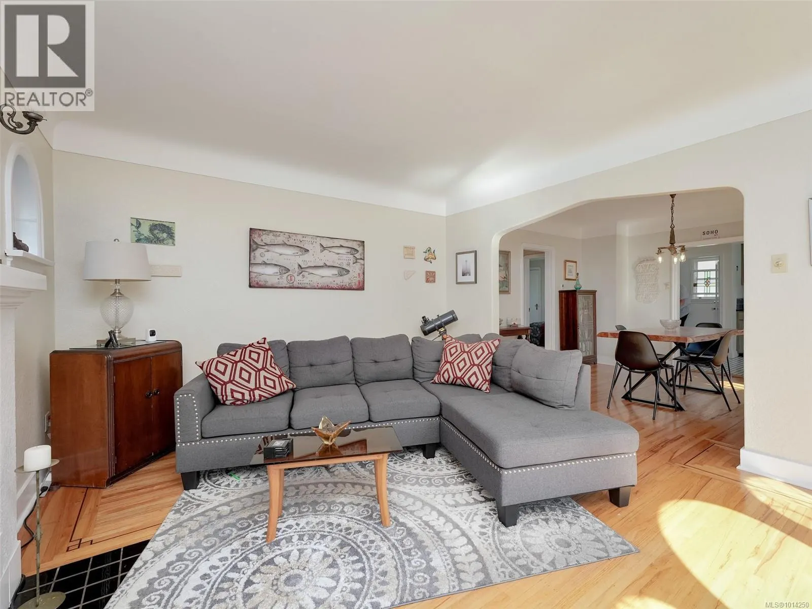 1016 CRAIGDARROCH Rd