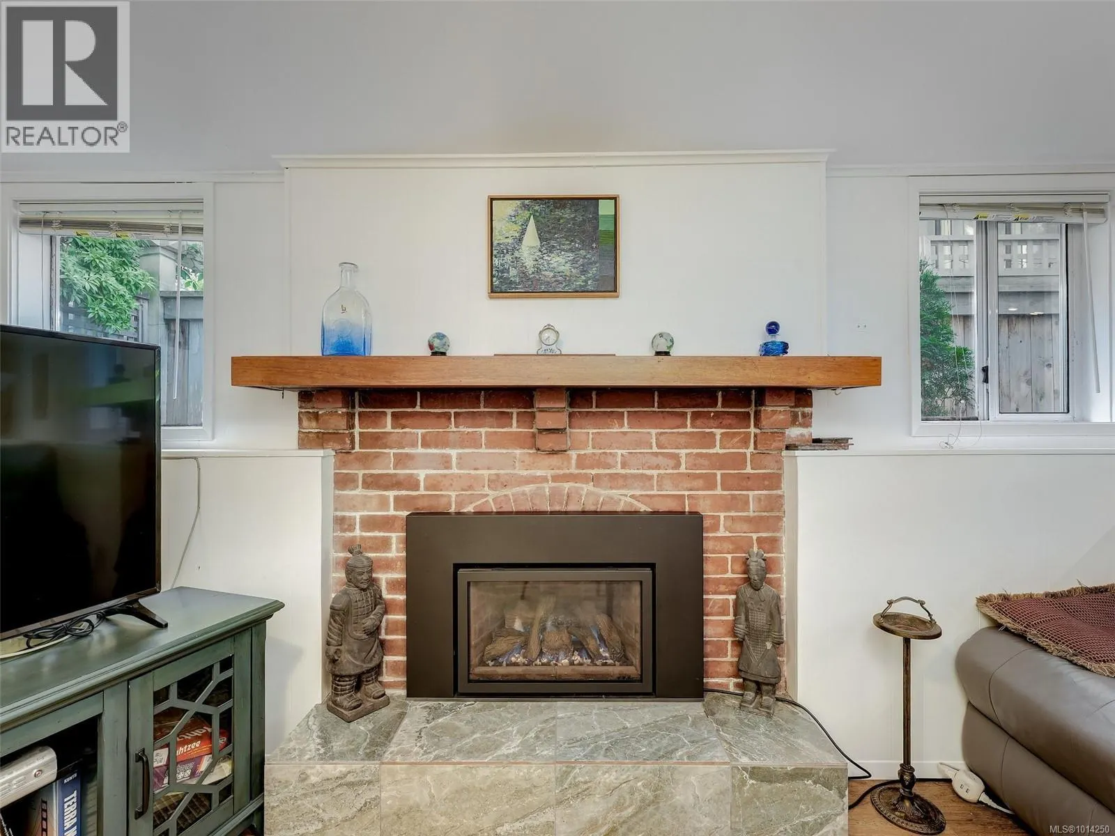 1016 CRAIGDARROCH Rd