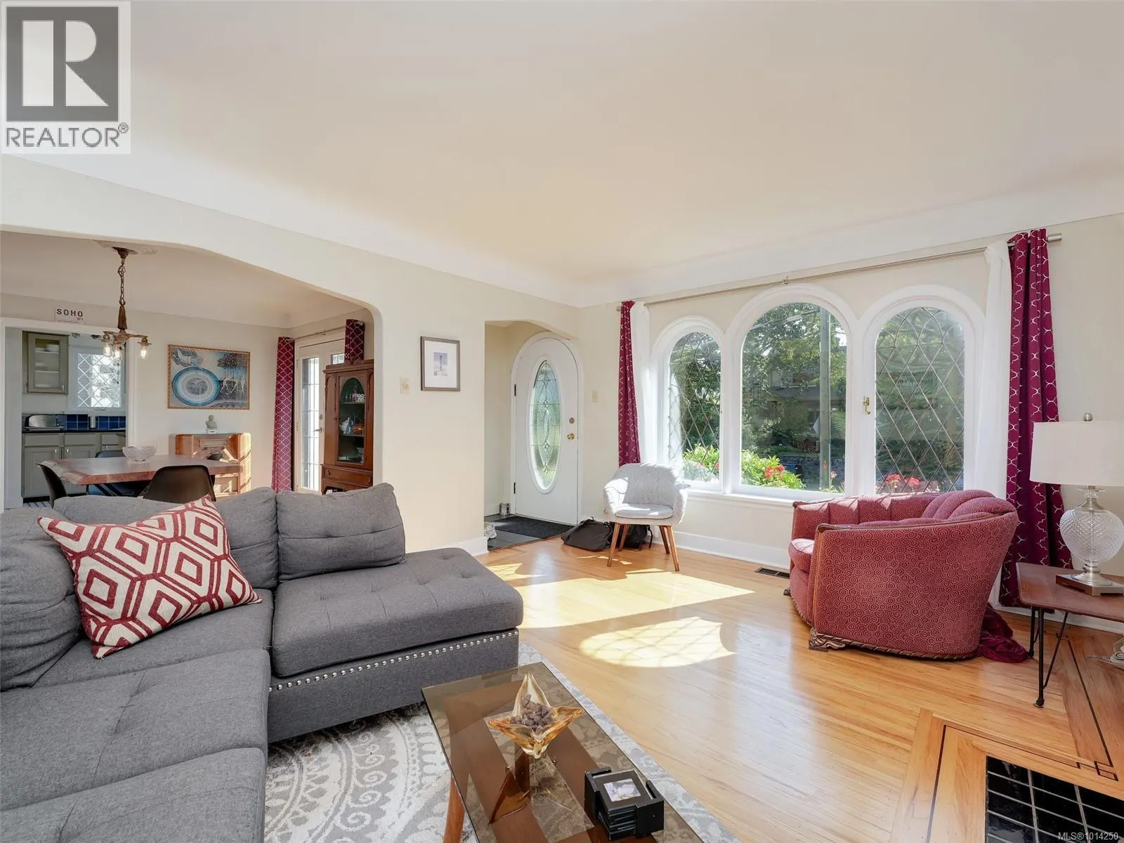 1016 CRAIGDARROCH Rd