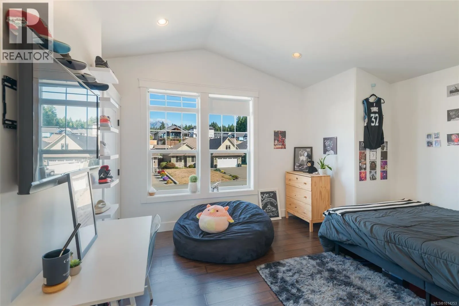 3558 Swordfern Lane