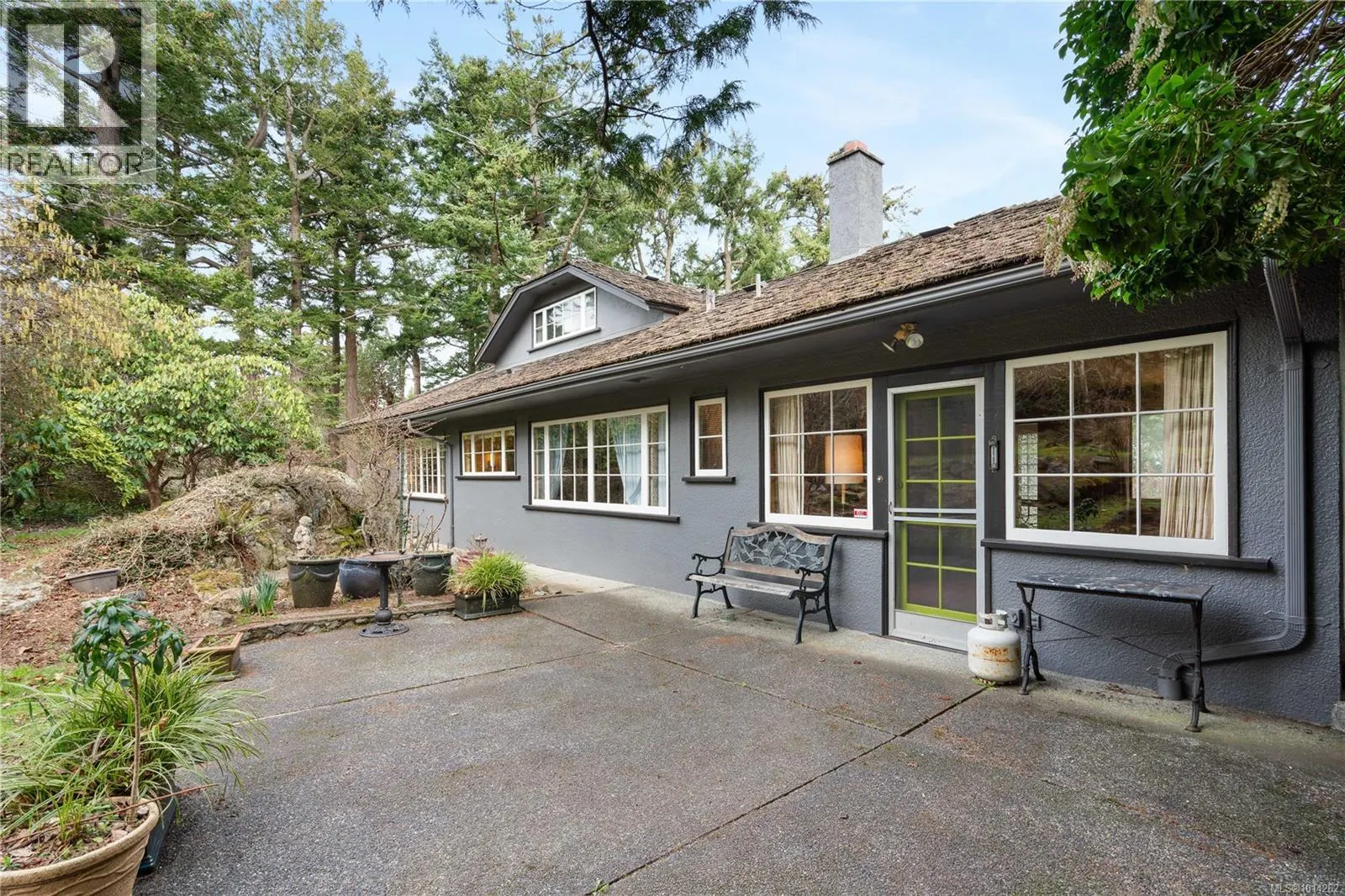 52 Sylvan Lane