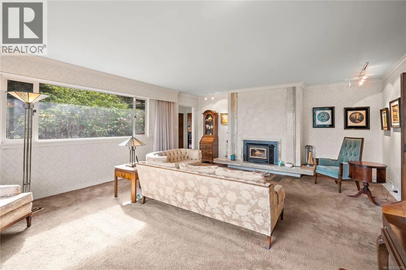 52 Sylvan Lane