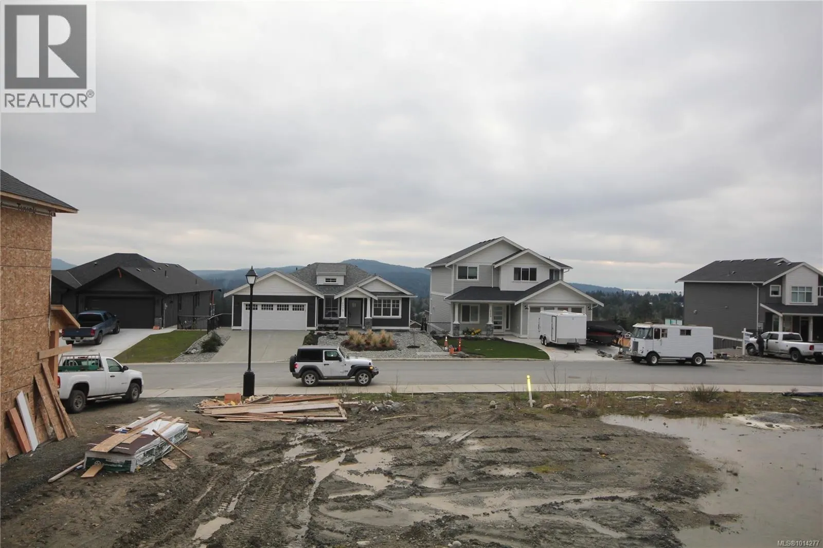 2572 Nickson Way