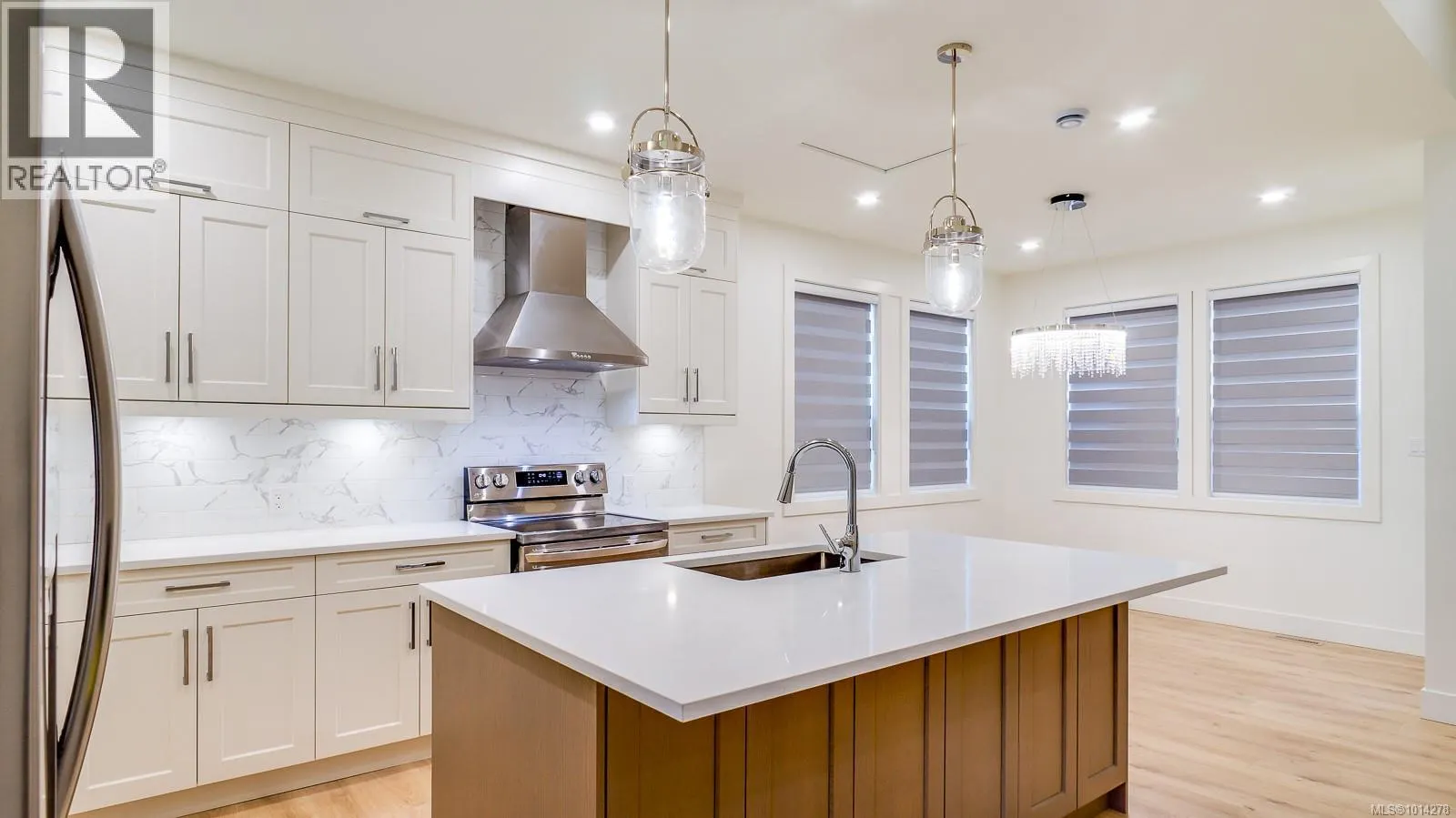 3207 Fernwood Lane