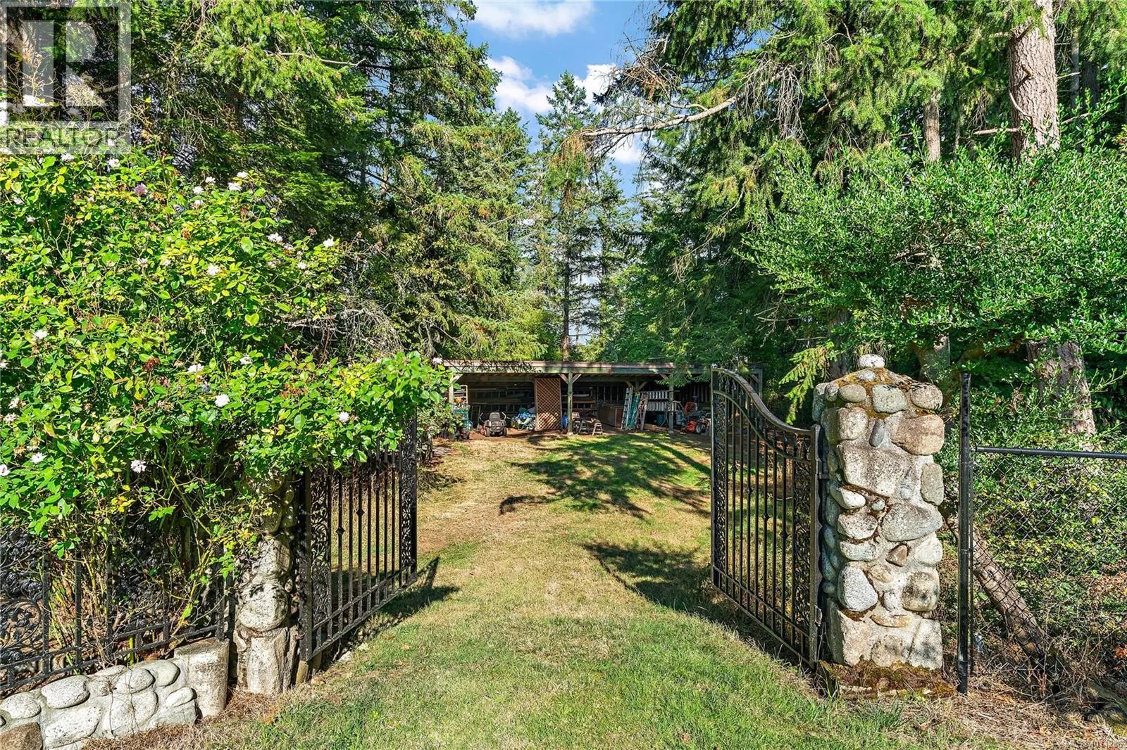 845 Downey Rd