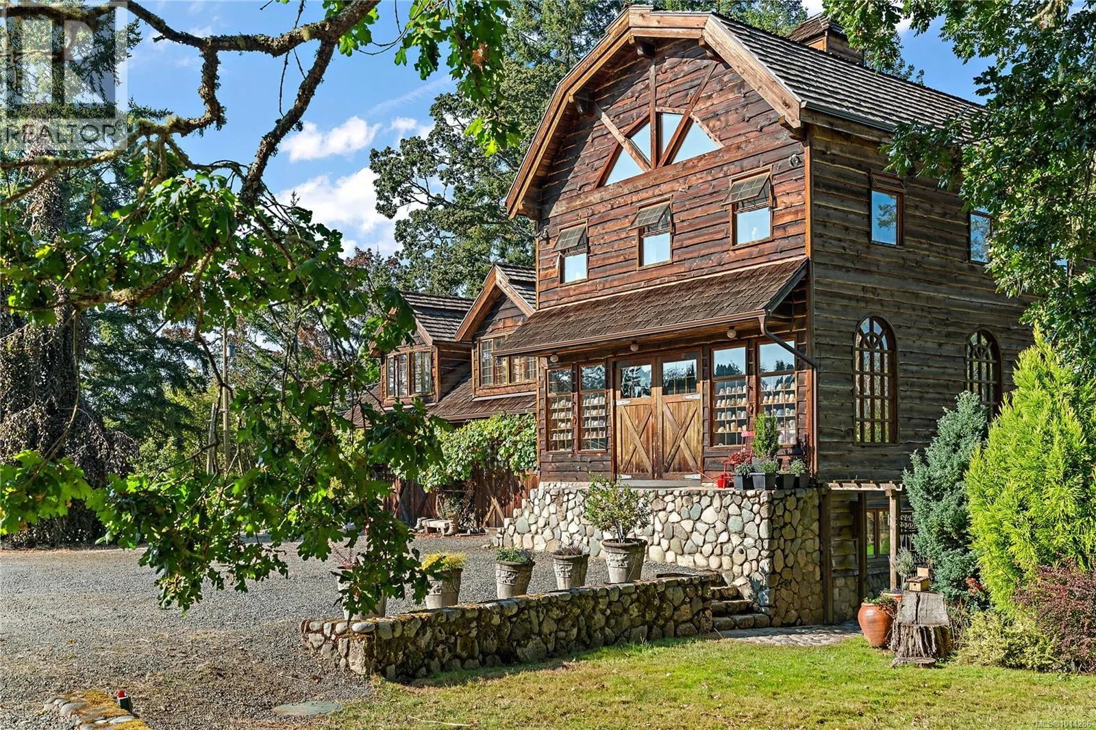 845 Downey Rd