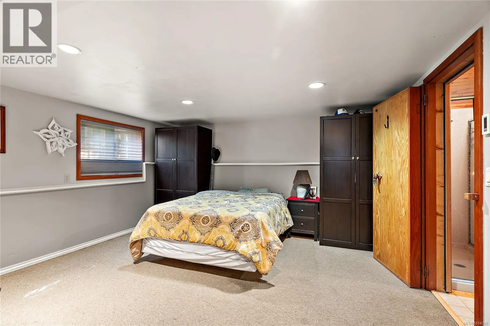 845 Downey Rd