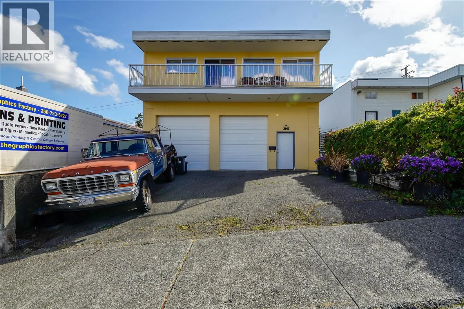 3147 2nd Ave