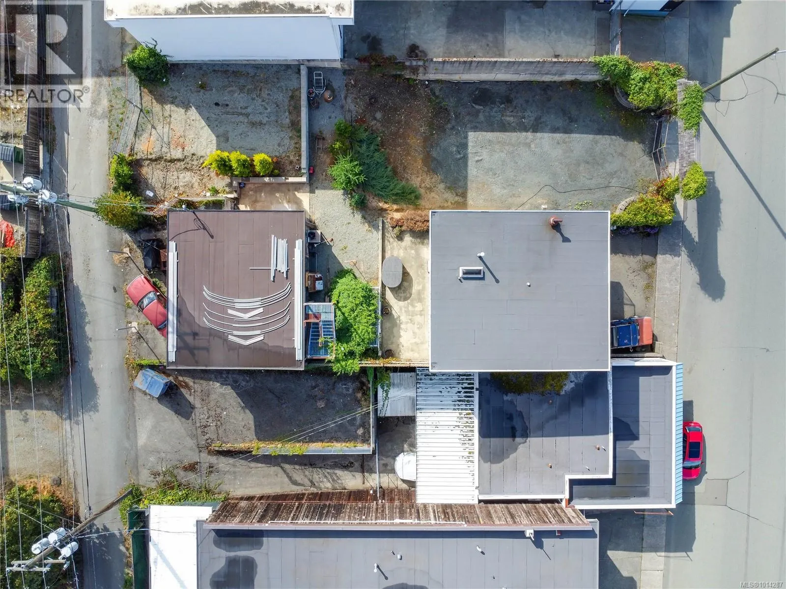 3147 2nd Ave