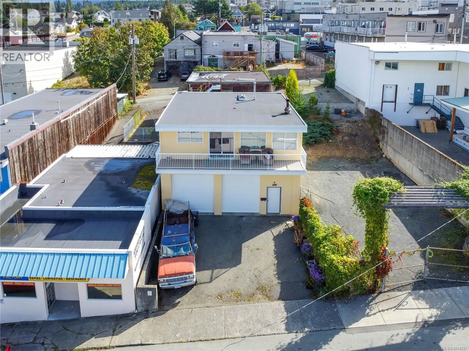 3147 2nd Ave