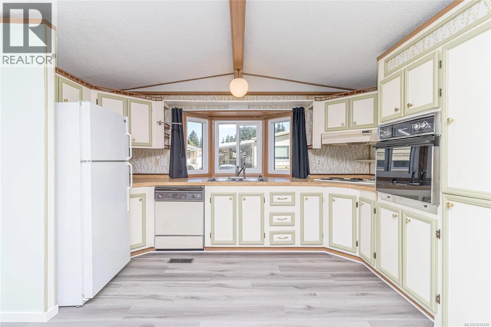 73 3497 Gibbins Rd