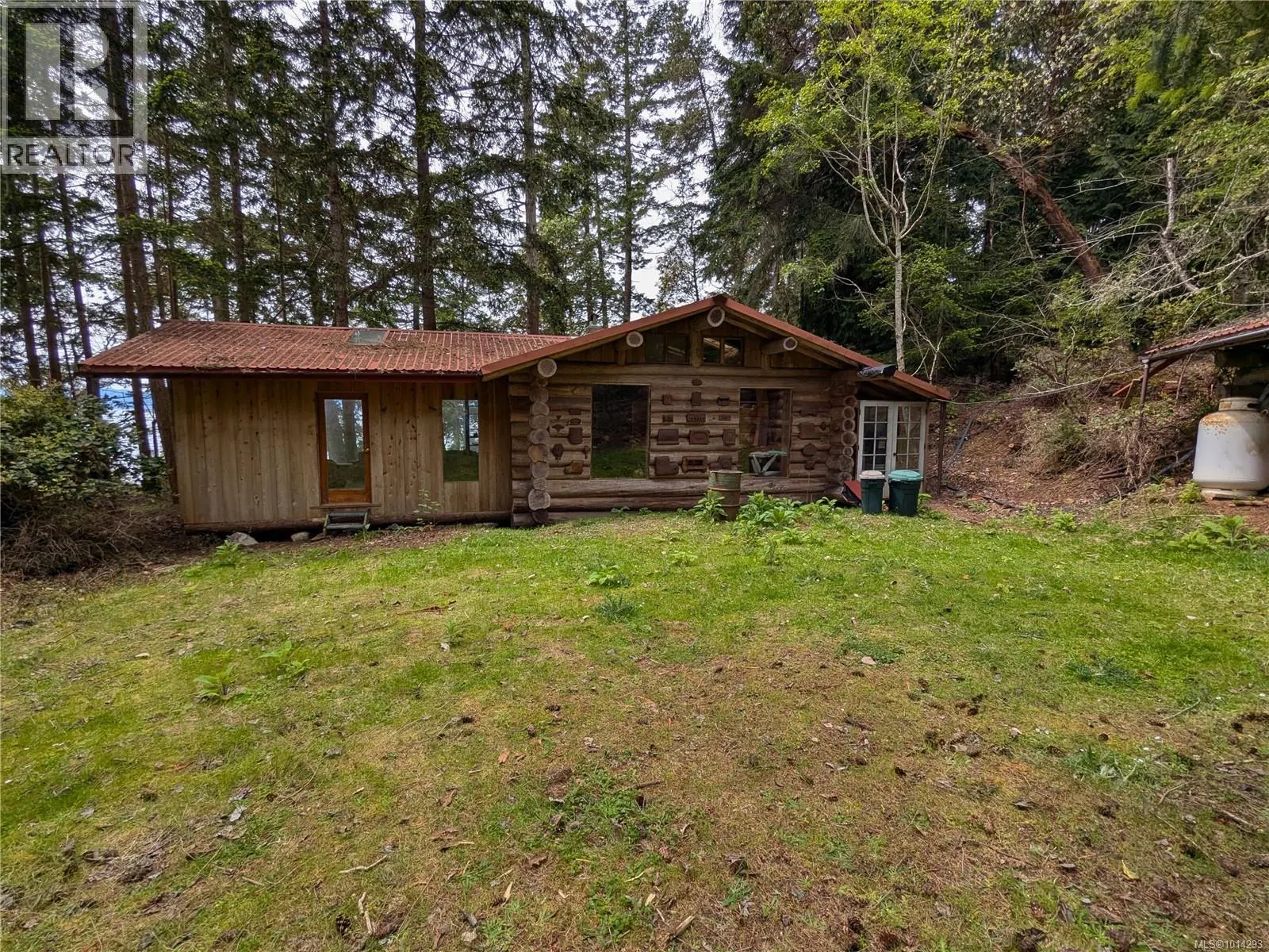 3 Grant Rd