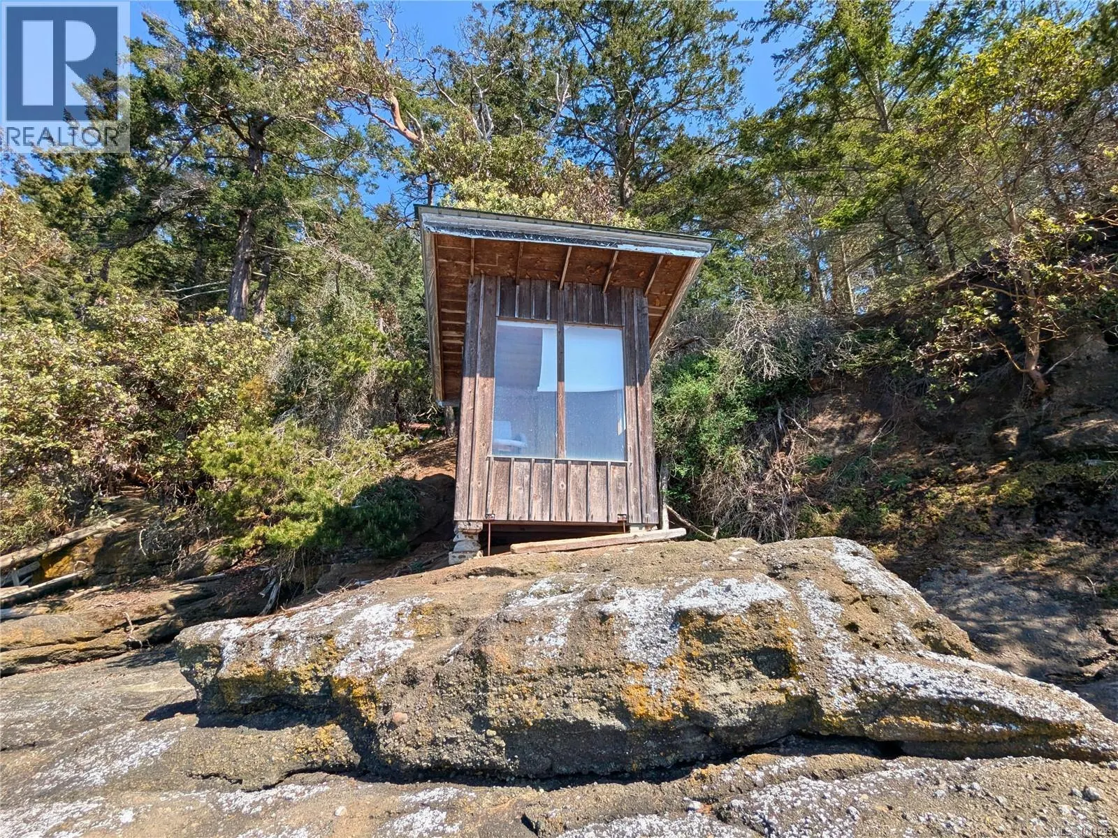 3 Grant Rd