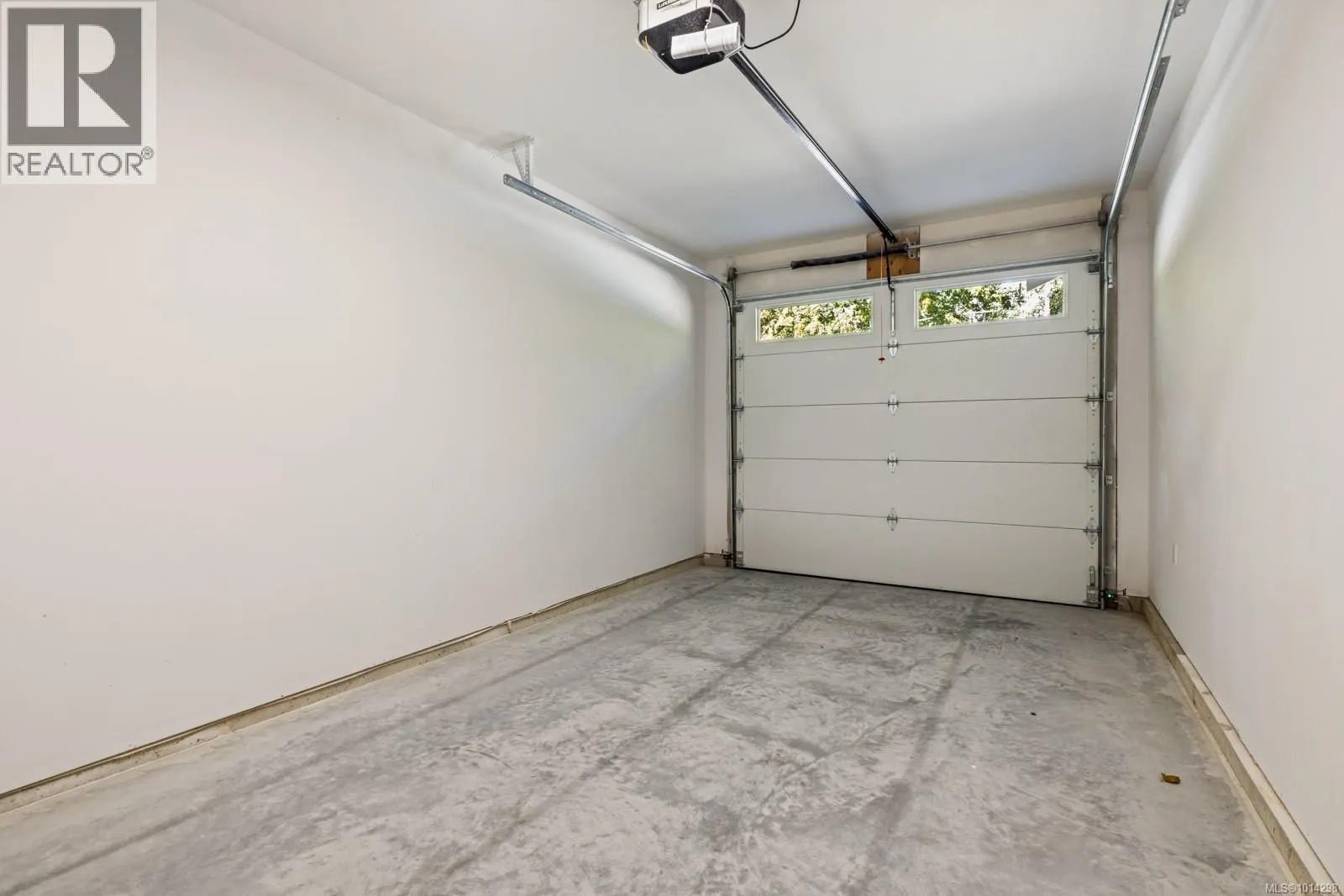 126 Elk Rd