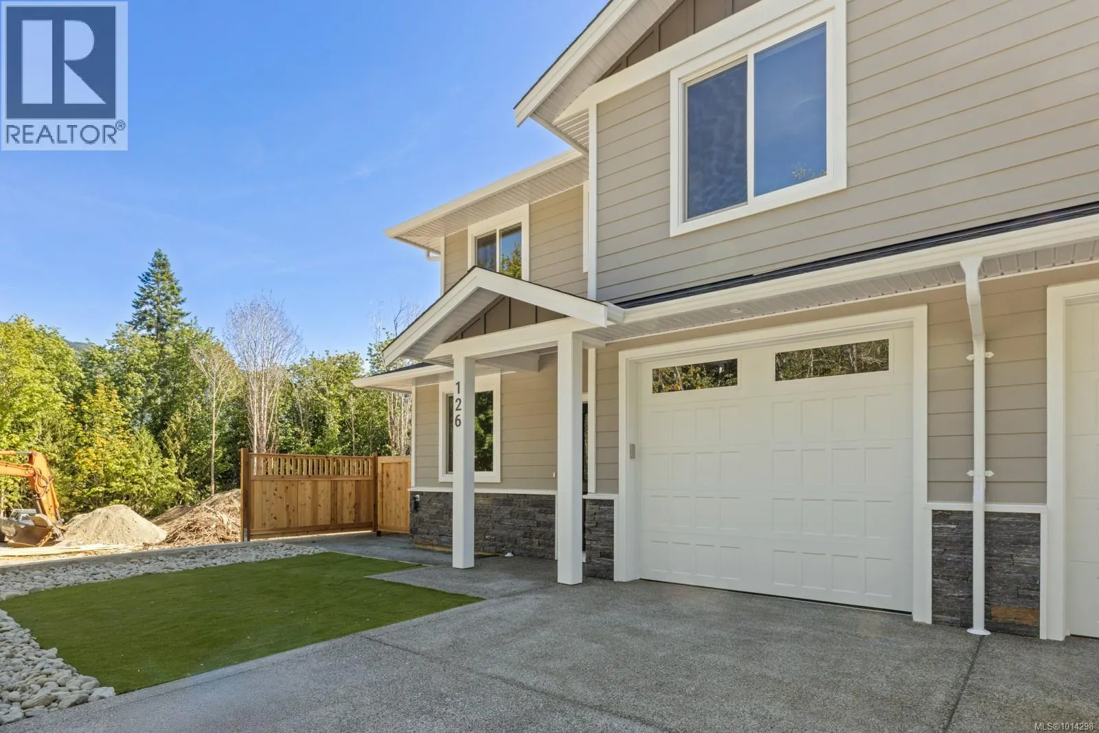 126 Elk Rd