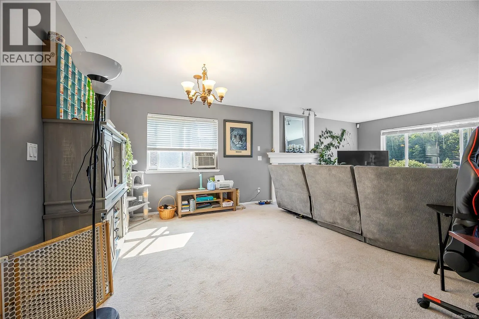 4740 Fairbrook Cres