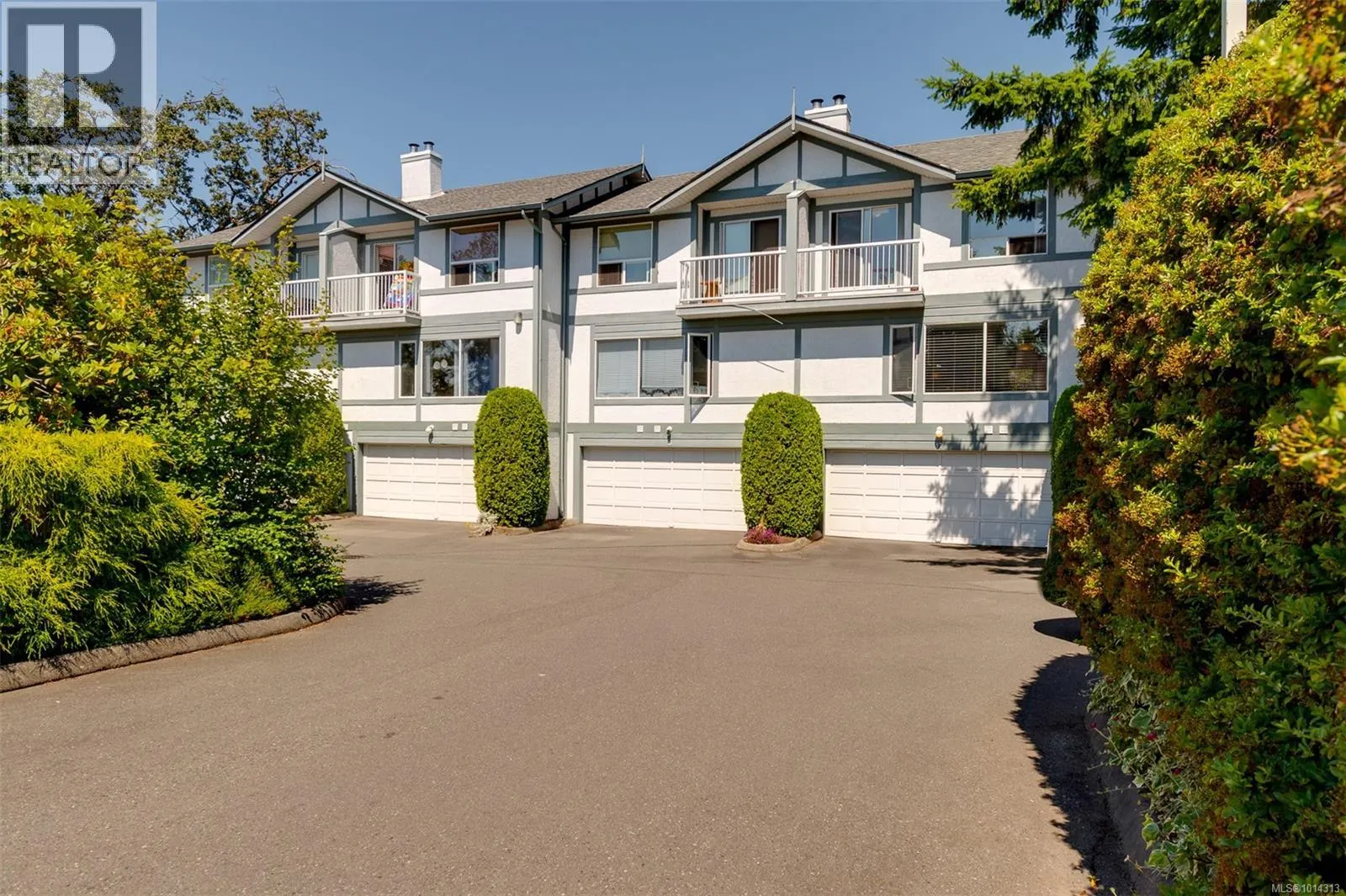 17 3008 Quadra St