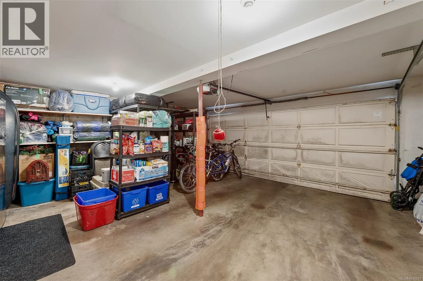 17 3008 Quadra St