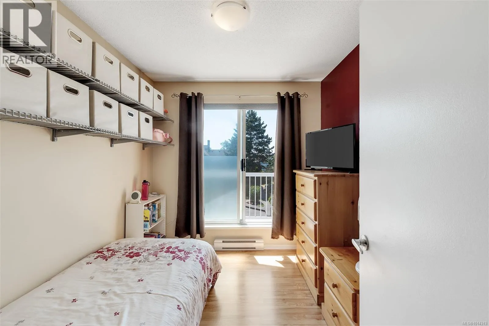 17 3008 Quadra St