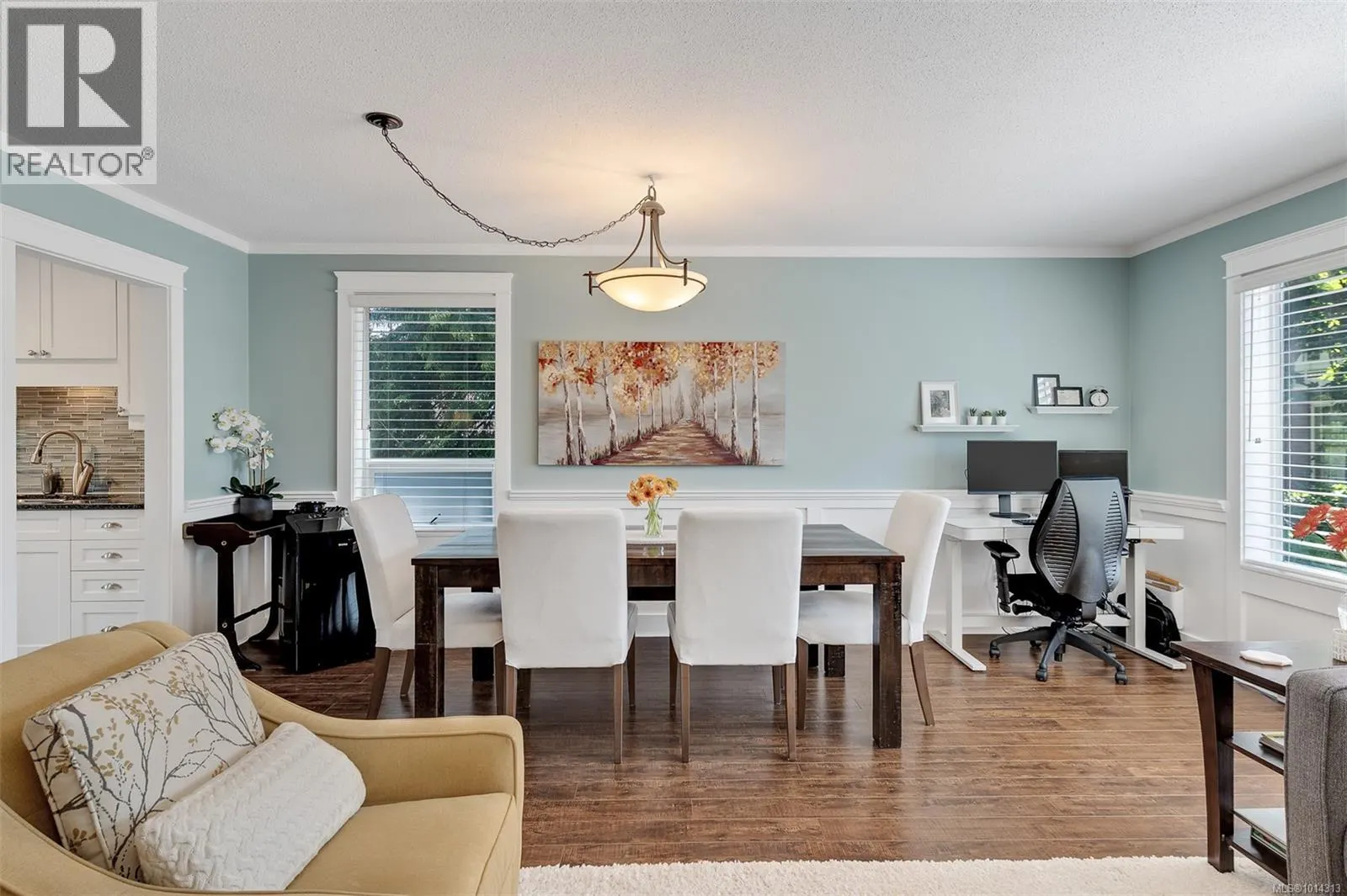 17 3008 Quadra St