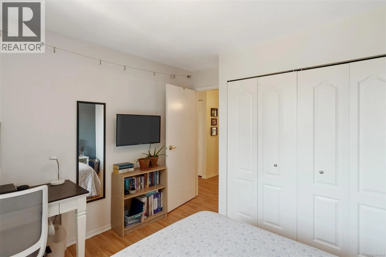 17 3008 Quadra St