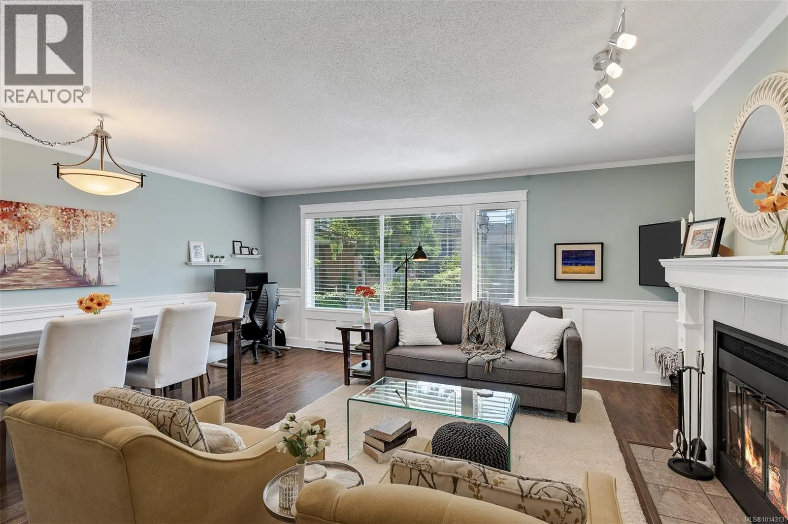 17 3008 Quadra St