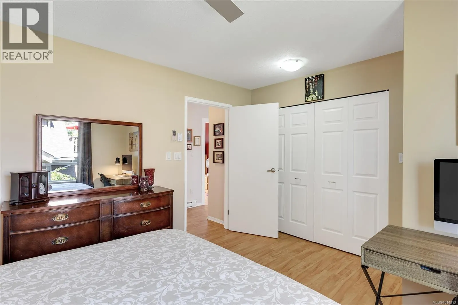 17 3008 Quadra St