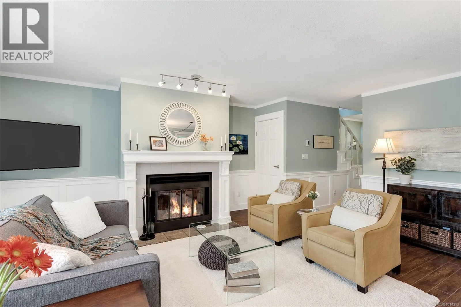 17 3008 Quadra St