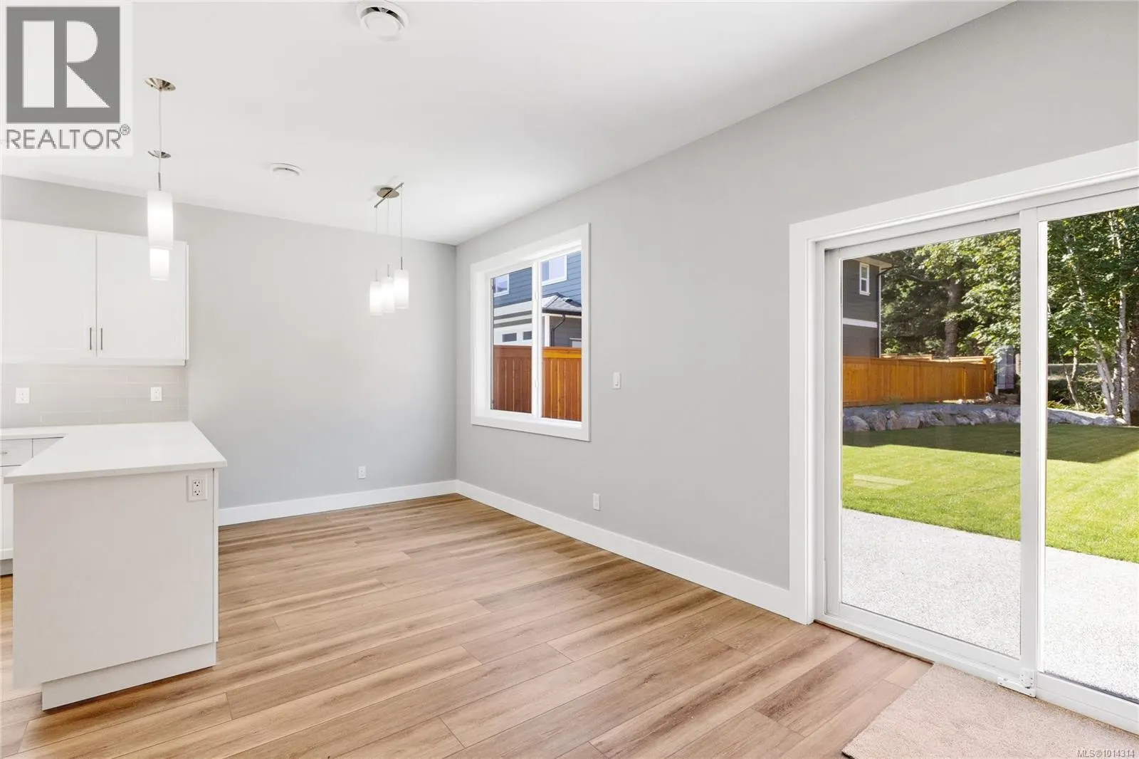 161 Elk Rd
