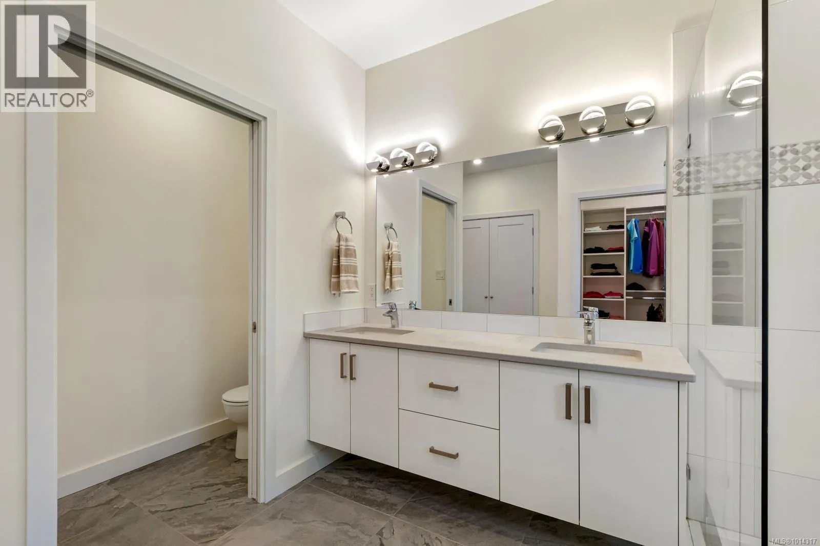 3377 Marygrove Dr