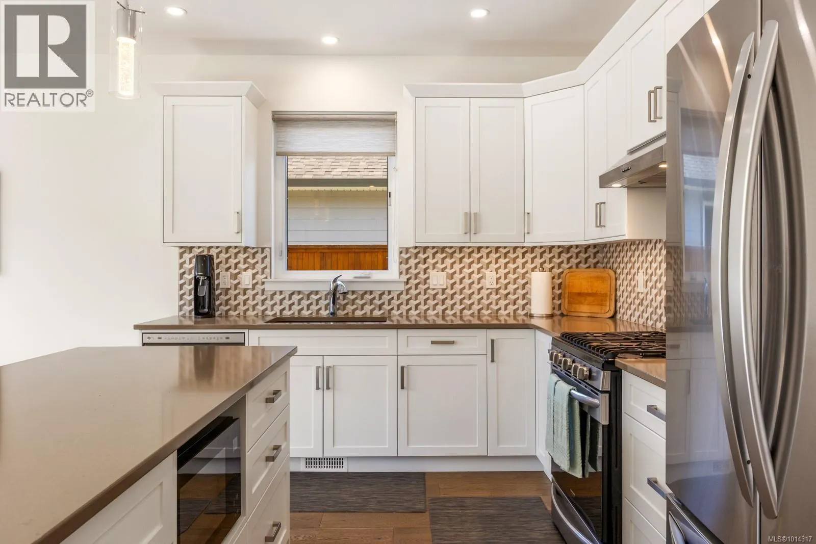 3377 Marygrove Dr