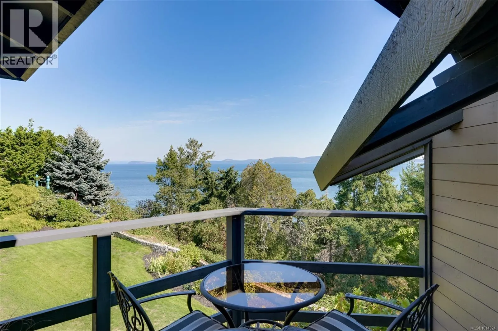 2807 Arbutus Rd
