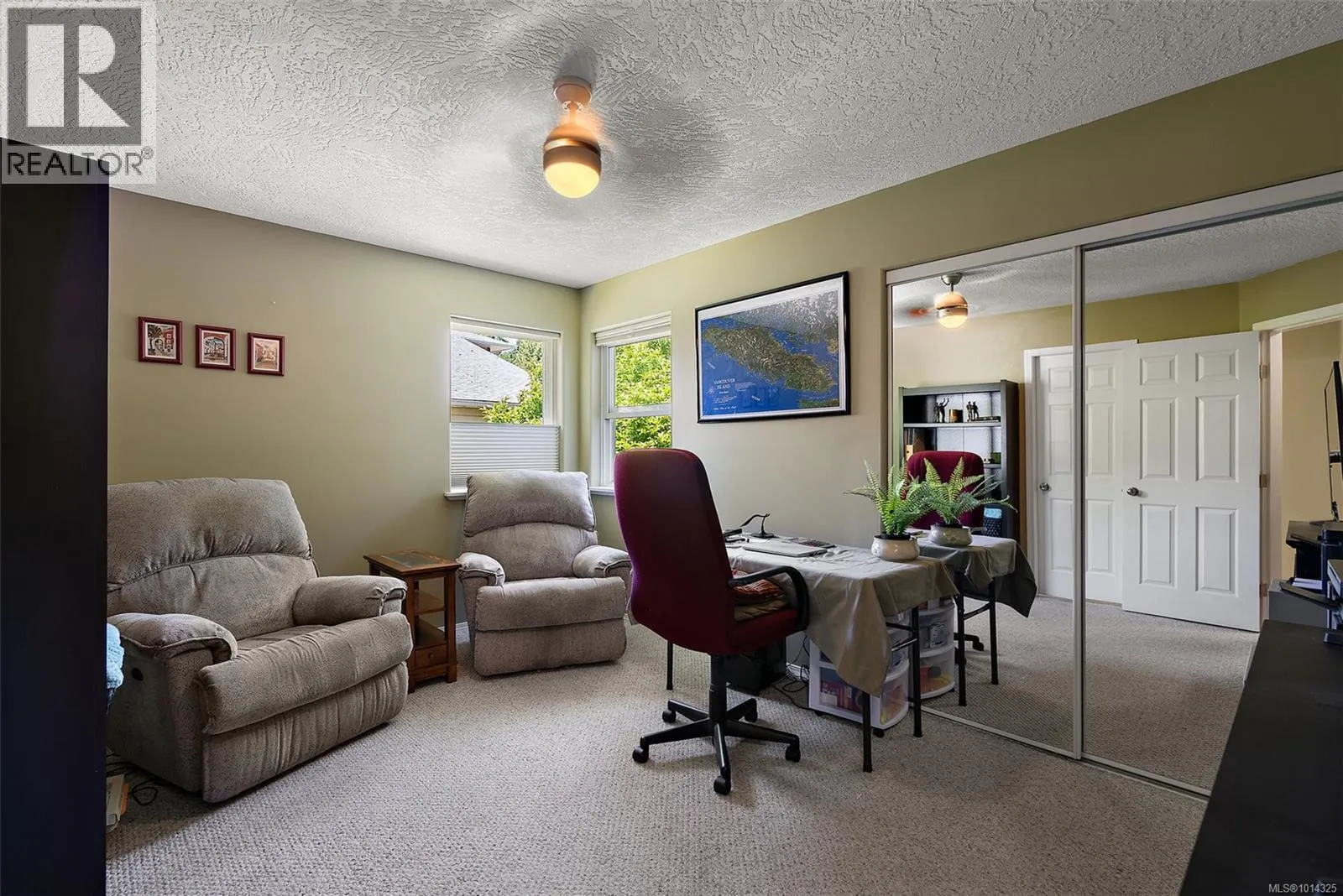 3224 Hillwood Rd