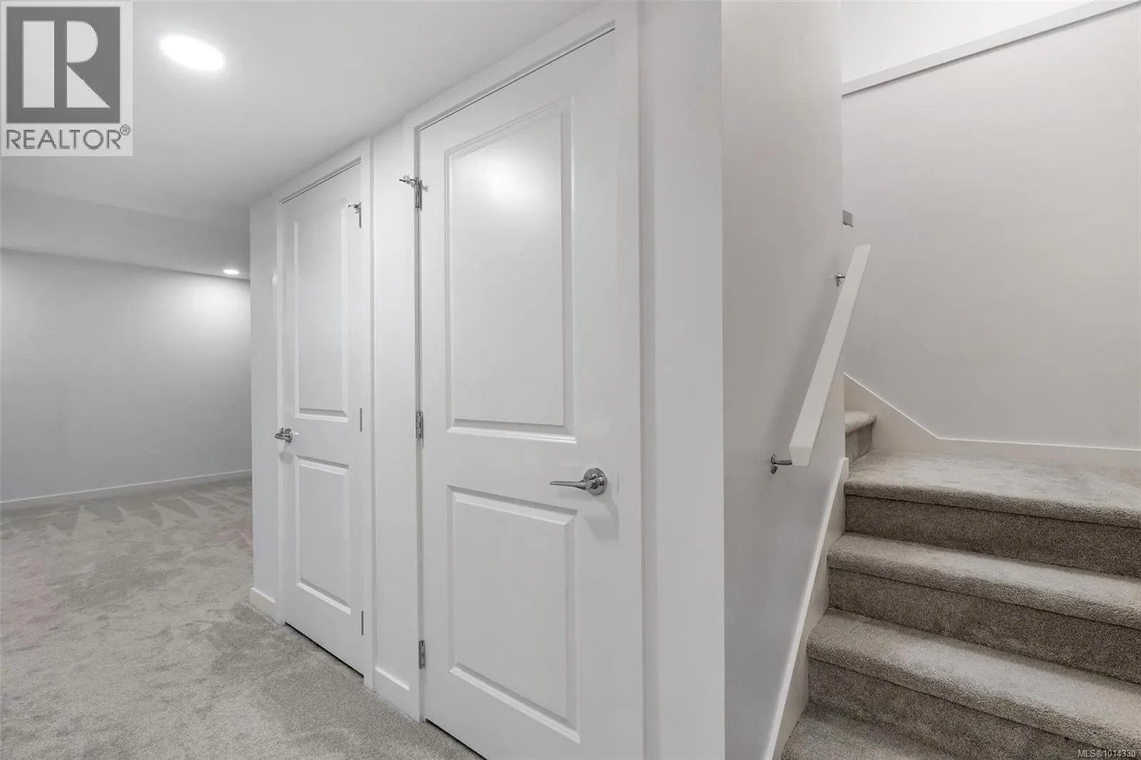 133 Caspian Dr