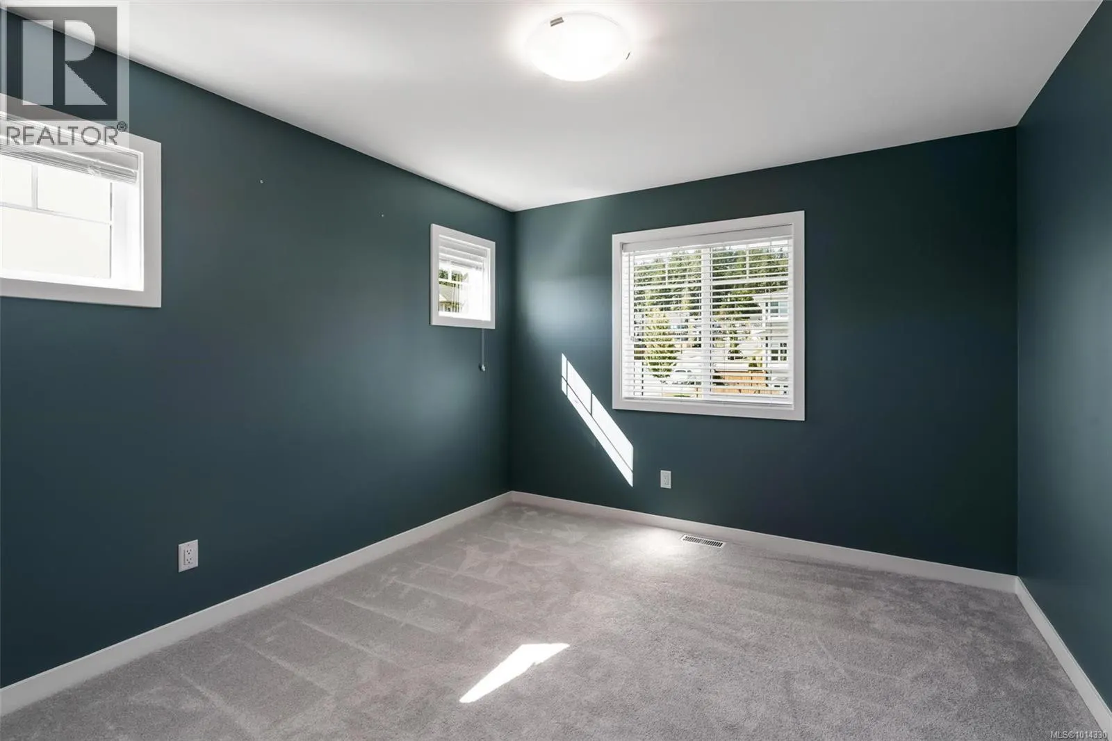 133 Caspian Dr