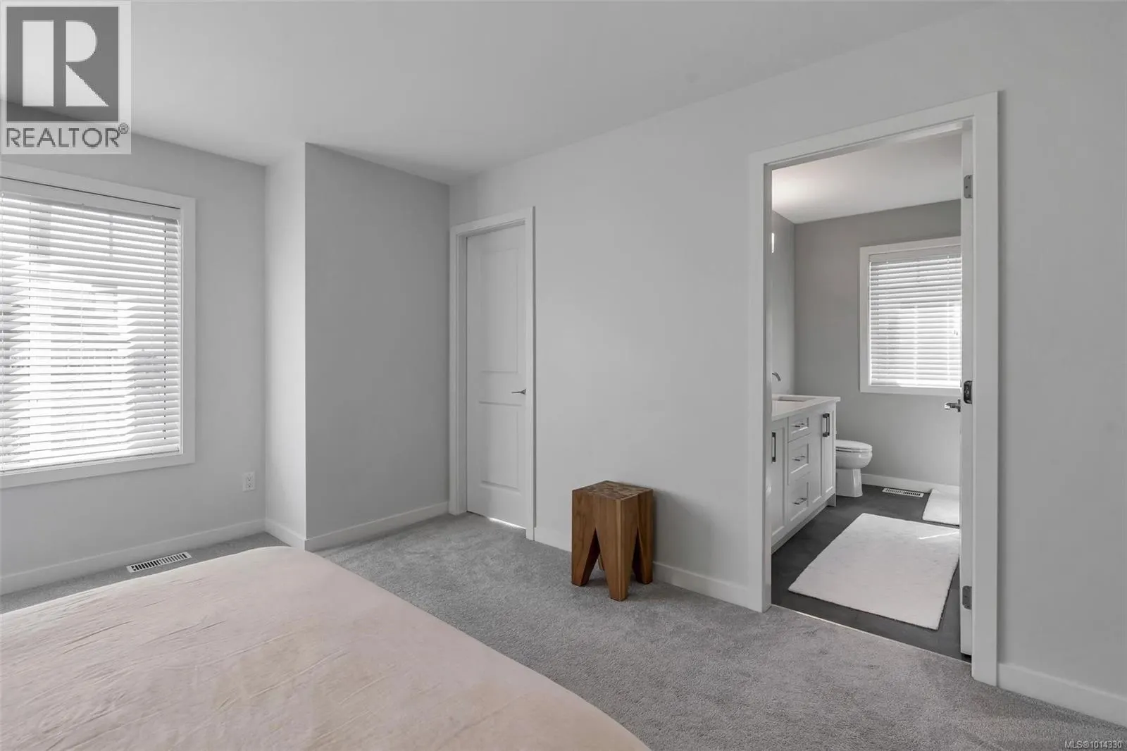 133 Caspian Dr