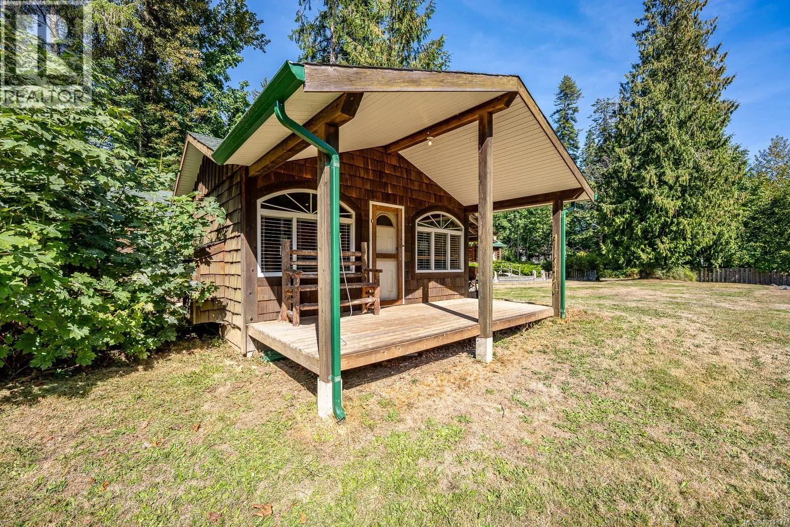 4867 Lorna Lane