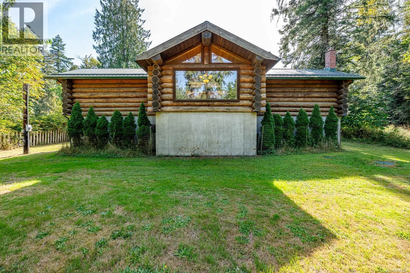 4867 Lorna Lane