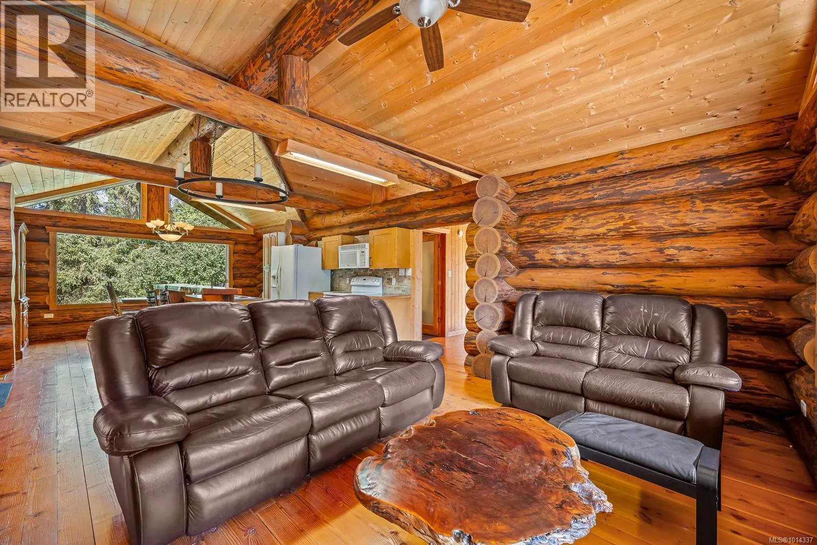 4867 Lorna Lane