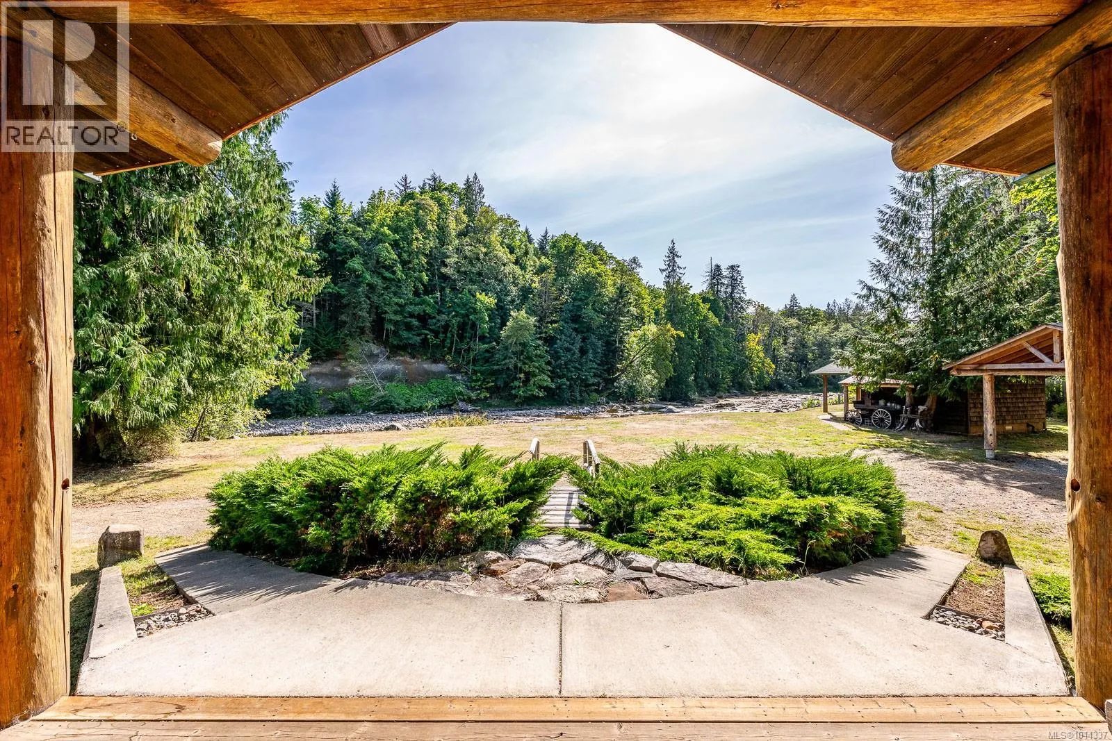 4867 Lorna Lane