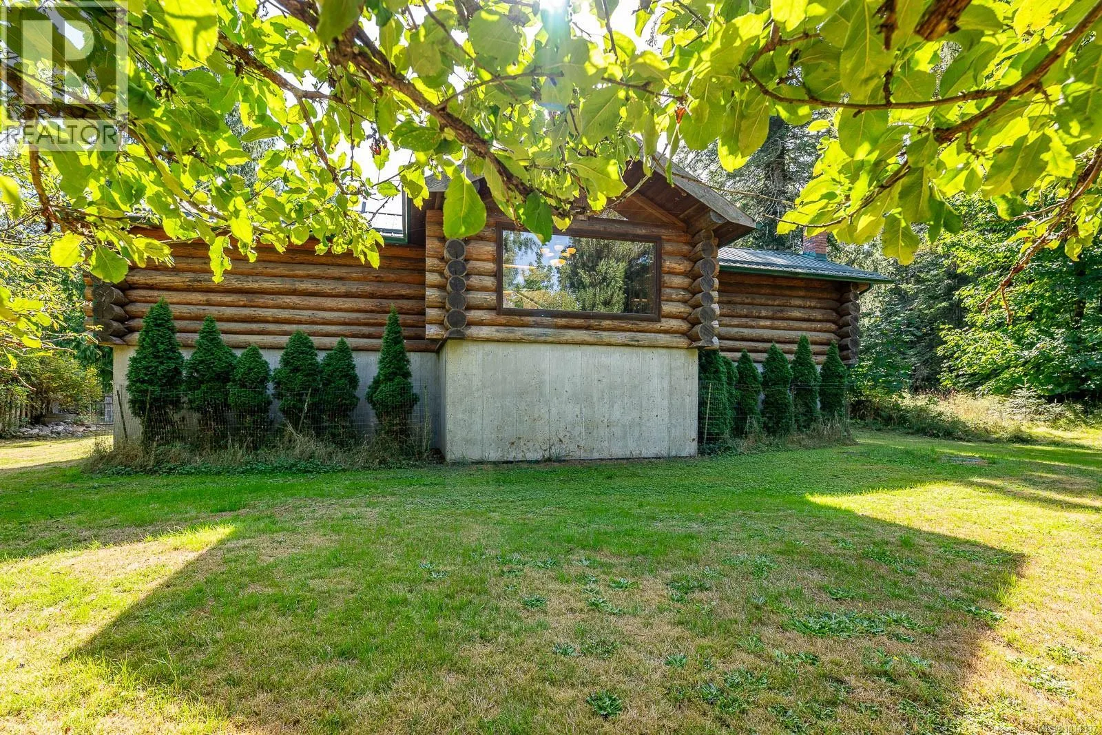 4867 Lorna Lane