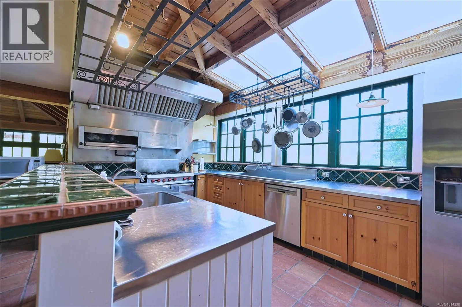 3200 Clam Bay Rd