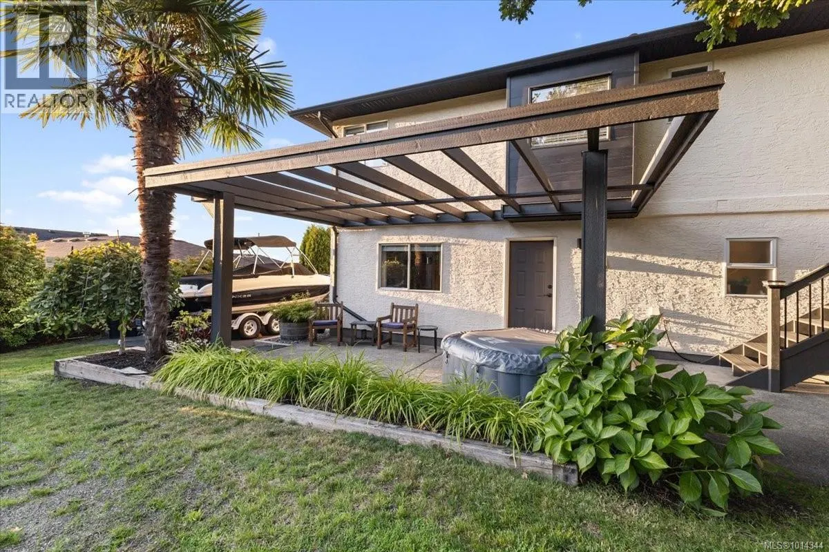5079 Vista View Cres