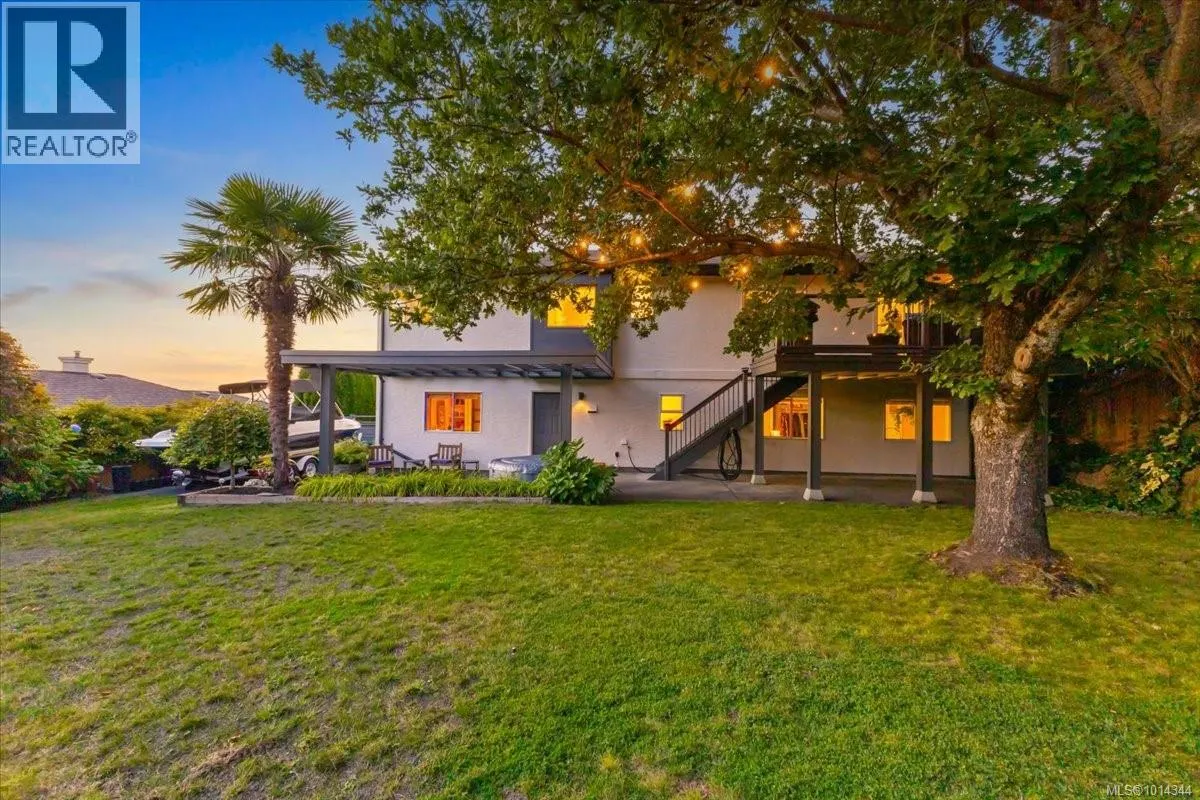5079 Vista View Cres