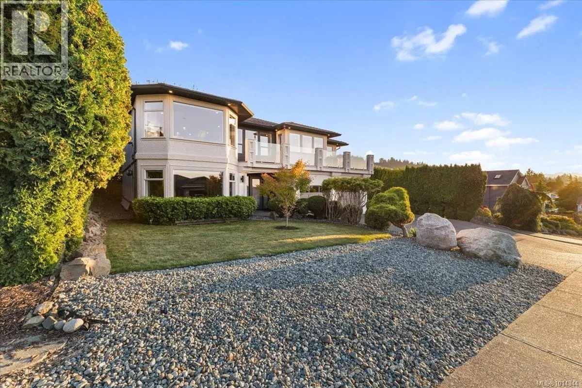 5079 Vista View Cres