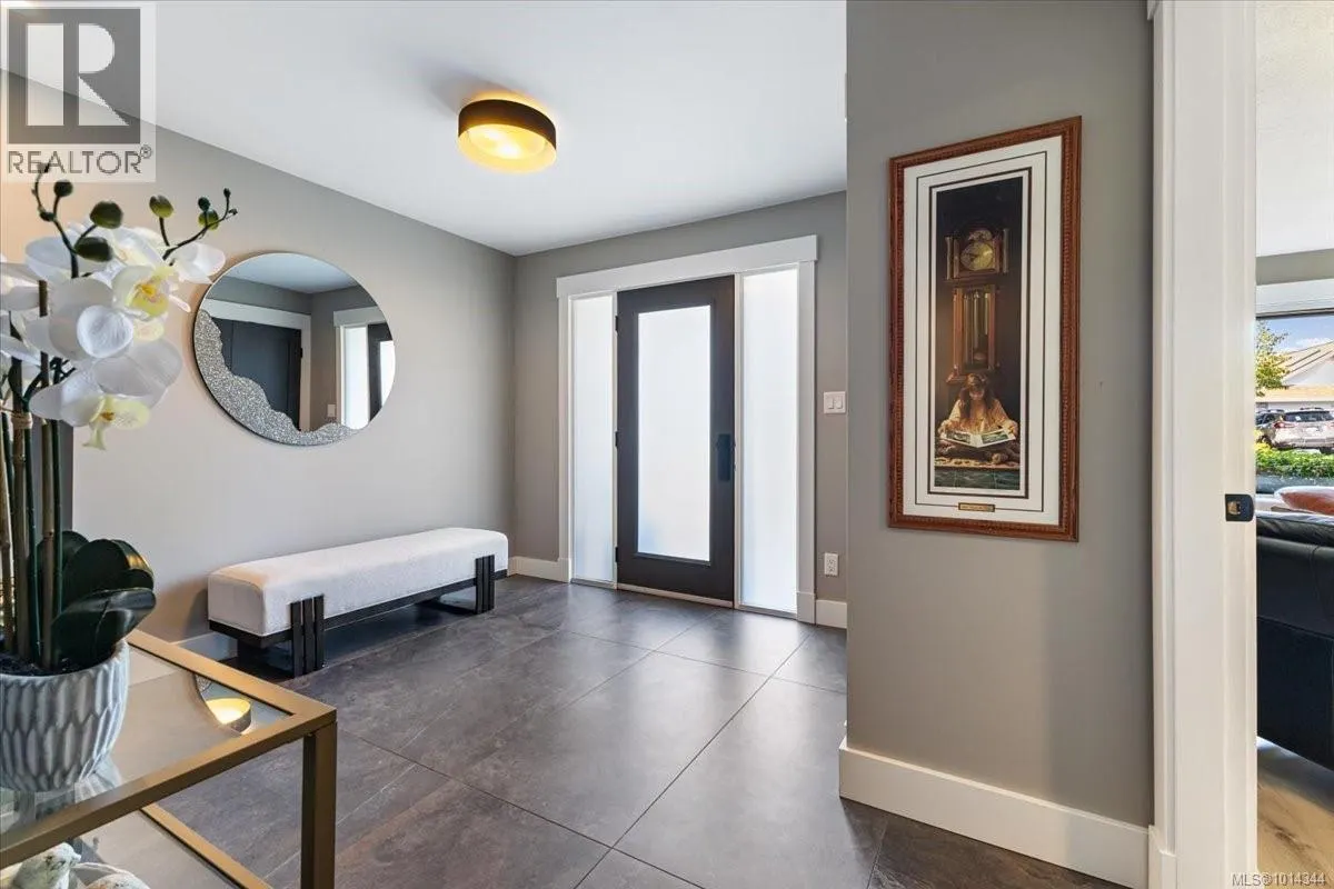 5079 Vista View Cres