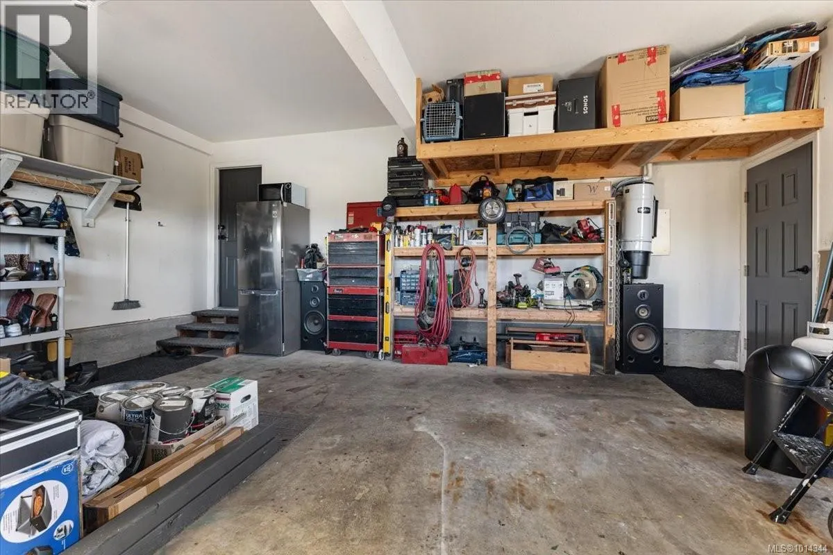 5079 Vista View Cres