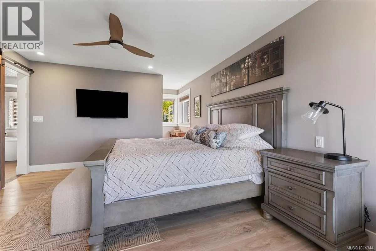 5079 Vista View Cres